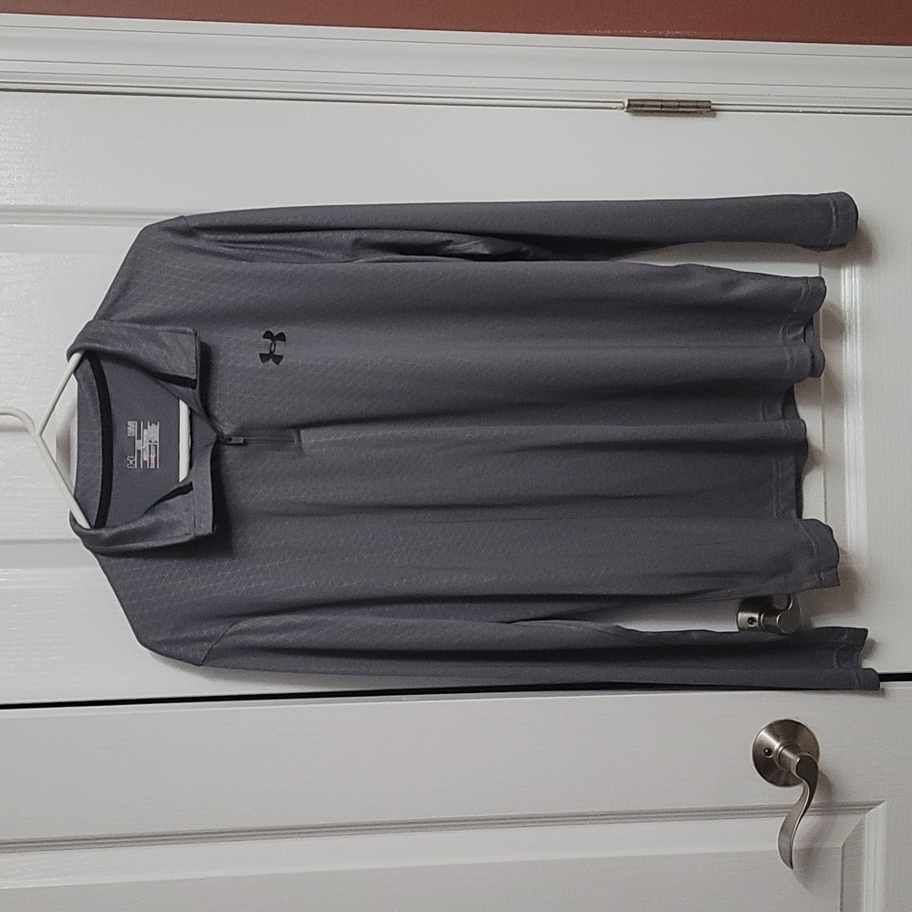 Under Armor Pull Over Heatgear